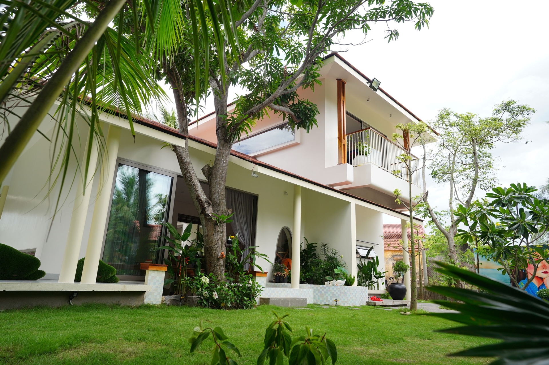 Bí Mật Đằng Sau Sức Hút Của Lạc Villa Nam Hội An