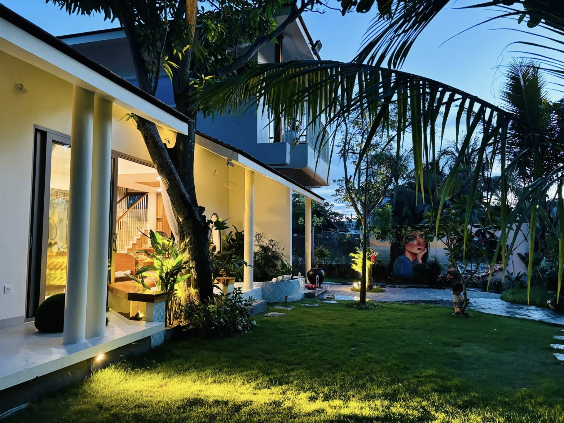 Check-in Lạc Villa: Ở sang, ăn ngon, chơi thả ga ngay bên bãi biển hoang sơ