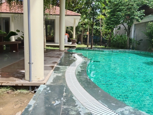 Hài lòng về sự tiện nghi và không gian nơi đây